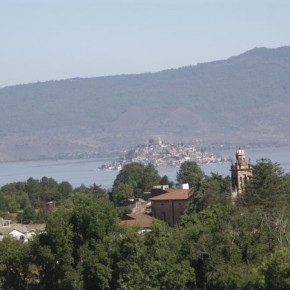 View of Lake Patzcuaro from el Cerro on a non-cloudy day