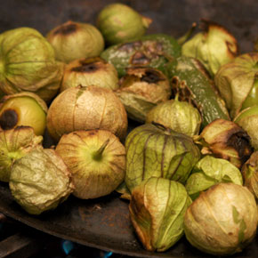 Recipe: Roasted Salsa Verde made in the molcajete