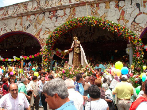 154th Feria de las Flores San Ángel, begins with the religious celebration to Nuestra Señora del Carmen in the Church of the former Convento del Carmen. 
